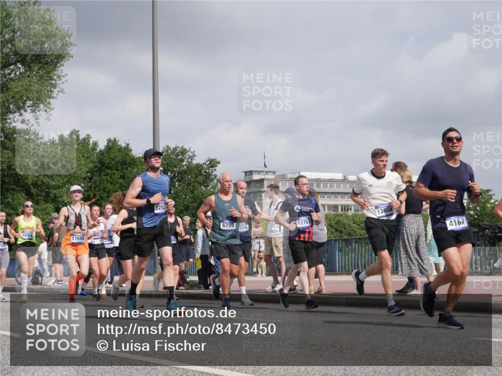 29.06.2025 - hella hamburg halbmarathon Luisa Fischer http://msf.ph/oto/8473450 29.06.2025 10:01:34 Kennedybrücke 6657, 17698, 2135, 1252, 6759, 334, 12761, 13694, 4167, 1410, 1727, 2518, 2883, 3334, 3952, 4152, 4167, 5077, 6294, 6592, 6657, 6759, 10724 meine-sportfotos.de