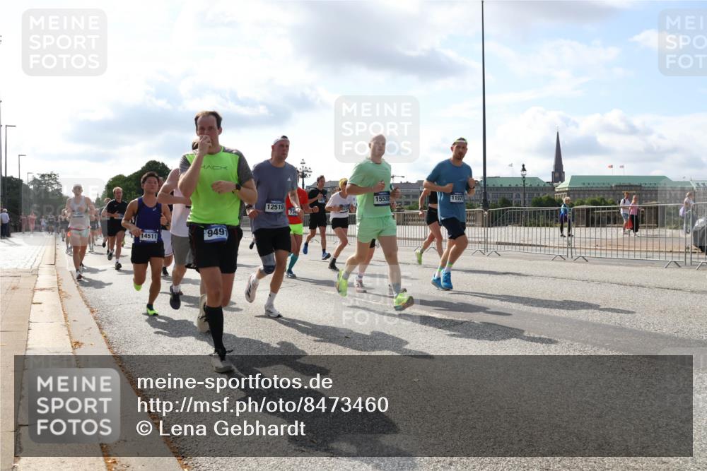 29.06.2025 - hella hamburg halbmarathon Lena Gebhardt http://msf.ph/oto/8473460 29.06.2025 09:55:43 Lombardsbrücke 14511, 949, 15535, 11977, 12519, 323, 73, 1120, 1143, 1151, 1216, 1267, 1461, 1630, 1683, 1689, 1696, 1706, 1884, 1976, 2207, 2250, 2274, 2284, 2287, 2411, 2706, 2708, 2718, 2818, 2864, 2884, 3087, 3213, 3399, 3435, 3543, 3654, 3692, 3747, 3945, 3985, 4033, 4088, 4093, 4127, 4189, 4324, 4345, 4346, 4601, 4847, 4890, 4938, 5102, 5116, 5421, 5459, 5708, 5915, 6009, 6054, 6158, 6421, 6481, 6532, 6662, 6691, 6836, 6938, 6994, 7052, 7056, 7100, 7224, 7269, 7312 meine-sportfotos.de