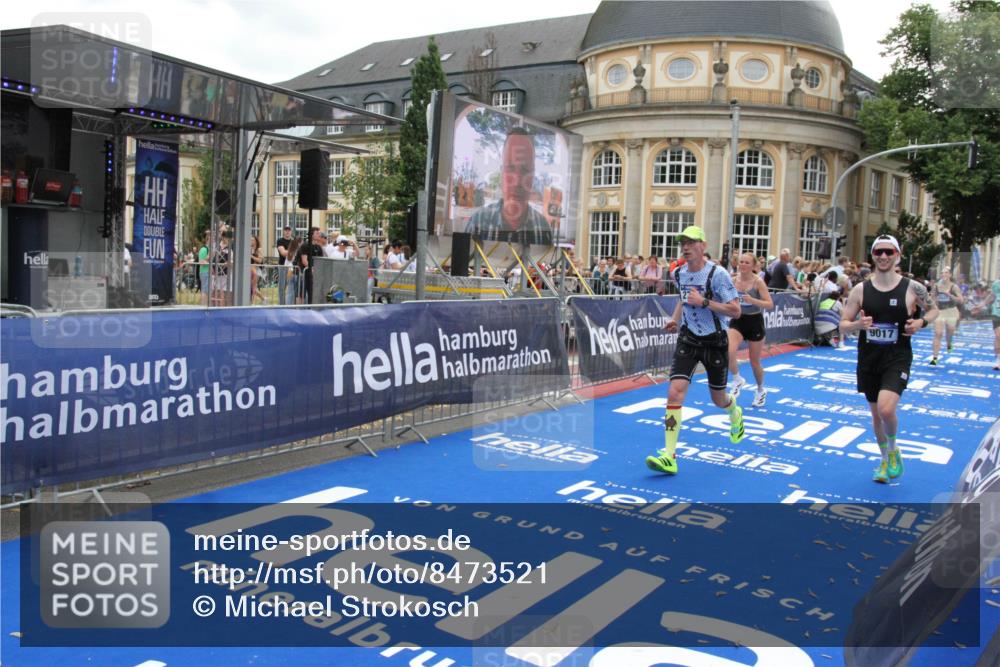 29.06.2025 - hella hamburg halbmarathon Michael Strokosch http://msf.ph/oto/8473521 29.06.2025 10:37:32 Ziel 1290, 2767, 5042, 5791, 6047, 7831, 9017, 9914, 10451, 13372, 15888, 17306, 18159, 18723 meine-sportfotos.de