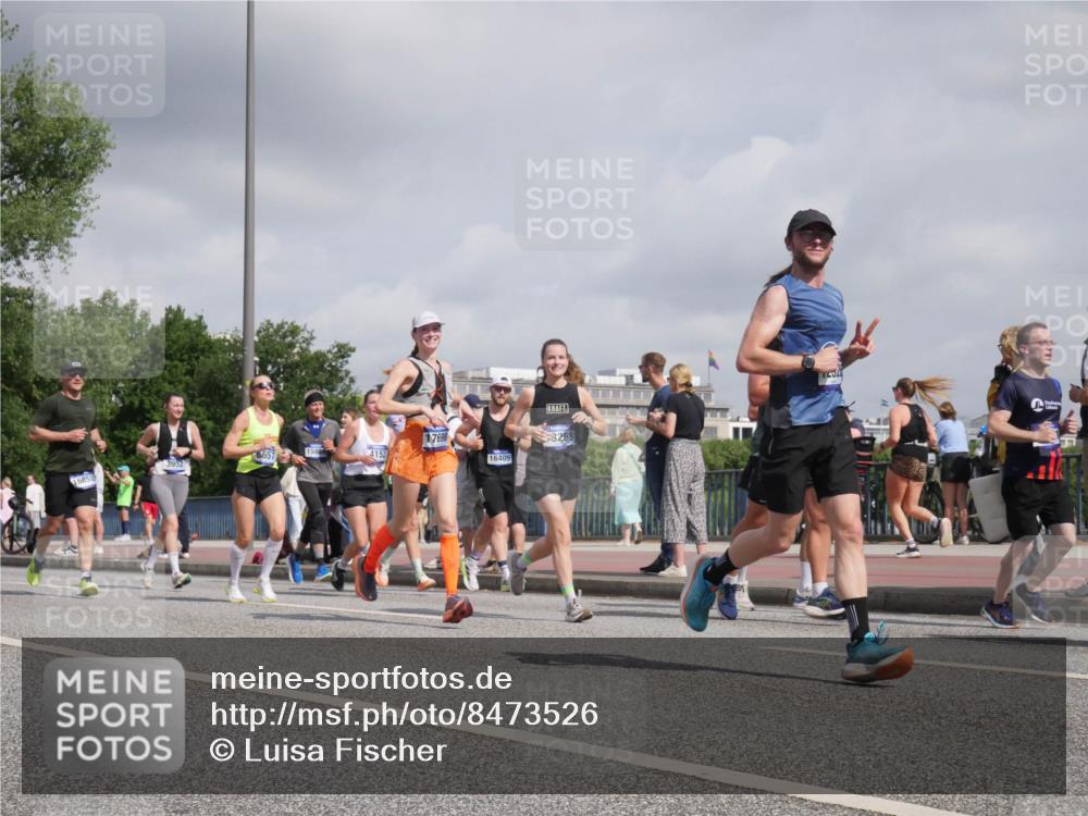 29.06.2025 - hella hamburg halbmarathon Luisa Fischer http://msf.ph/oto/8473526 29.06.2025 10:01:36 Kennedybrücke 6657, 4152, 17698, 16409, 3268, 1410, 1727, 3091, 3334, 3952, 4152, 4167, 5084, 6294, 6592, 6629, 6657, 6759, 7716, 10724 meine-sportfotos.de
