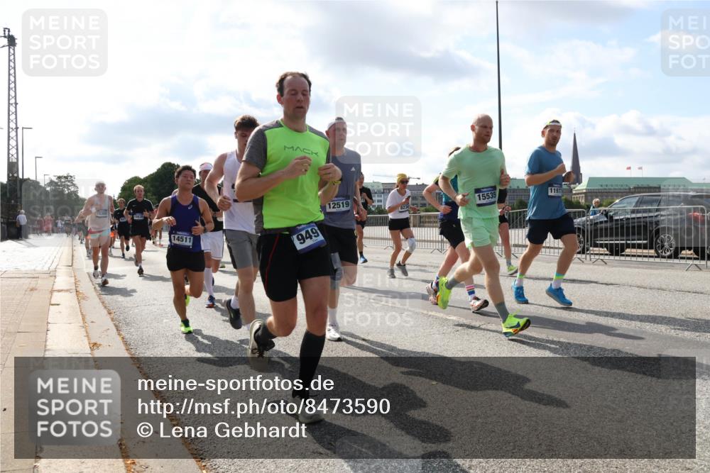 29.06.2025 - hella hamburg halbmarathon Lena Gebhardt http://msf.ph/oto/8473590 29.06.2025 09:55:43 Lombardsbrücke 14511, 949, 12519, 15535, 11977, 1120, 1143, 1151, 1216, 1267, 1461, 1630, 1683, 1689, 1696, 1706, 1884, 1976, 2207, 2250, 2274, 2284, 2287, 2411, 2706, 2708, 2718, 2818, 2864, 2884, 3087, 3213, 3399, 3435, 3543, 3654, 3692, 3747, 3945, 3985, 4033, 4088, 4093, 4127, 4189, 4324, 4345, 4346, 4601, 4847, 4890, 4938, 5102, 5116, 5421, 5459, 5708, 5915, 6009, 6054, 6158, 6421, 6481, 6532, 6662, 6691, 6836, 6938, 6994, 7052, 7056, 7100, 7224, 7269, 7312 meine-sportfotos.de
