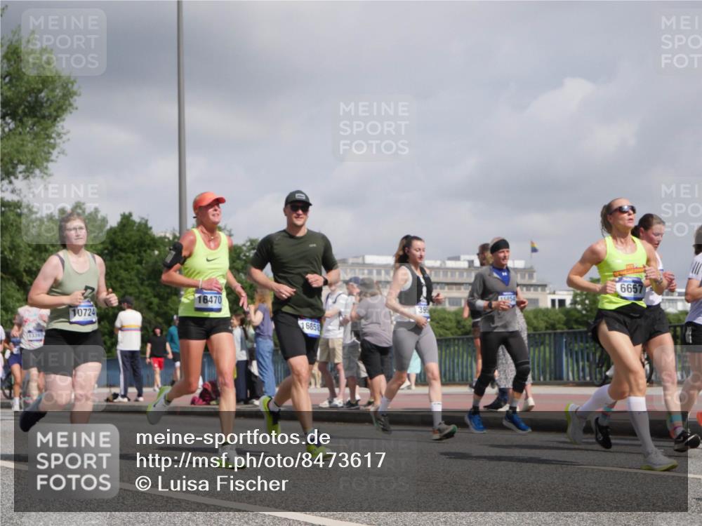 29.06.2025 - hella hamburg halbmarathon Luisa Fischer http://msf.ph/oto/8473617 29.06.2025 10:01:38 Kennedybrücke 1339, 10724, 16470, 3, 95, 16858, 15854, 6657, 1410, 1946, 1951, 3091, 3097, 3334, 3952, 4152, 5084, 6294, 6592, 6629, 6657, 6759, 7082, 7716, 10724 meine-sportfotos.de