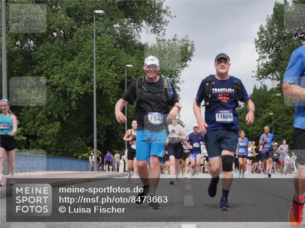 29.06.2025 - hella hamburg halbmarathon Luisa Fischer http://msf.ph/oto/8473663 29.06.2025 10:45:17 Kennedybrücke 13622, 103, 1542, 62, 6436, 1648, 11686, 3460, 3459, 8432, 1648, 2762, 3459, 5942, 6137, 6450, 6726, 7968, 8004, 8162, 8163, 9588, 10181, 10872 meine-sportfotos.de