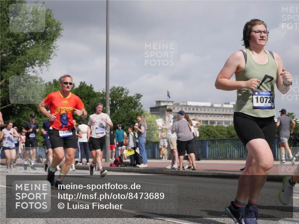 29.06.2025 - hella hamburg halbmarathon Luisa Fischer http://msf.ph/oto/8473689 29.06.2025 10:01:39 Kennedybrücke 12633, 3091, 18960, 13397, 10724, 1410, 1946, 1951, 2840, 3091, 3097, 3334, 3952, 4152, 5084, 6294, 6629, 6657, 6759, 7082, 7716, 9727, 10724 meine-sportfotos.de