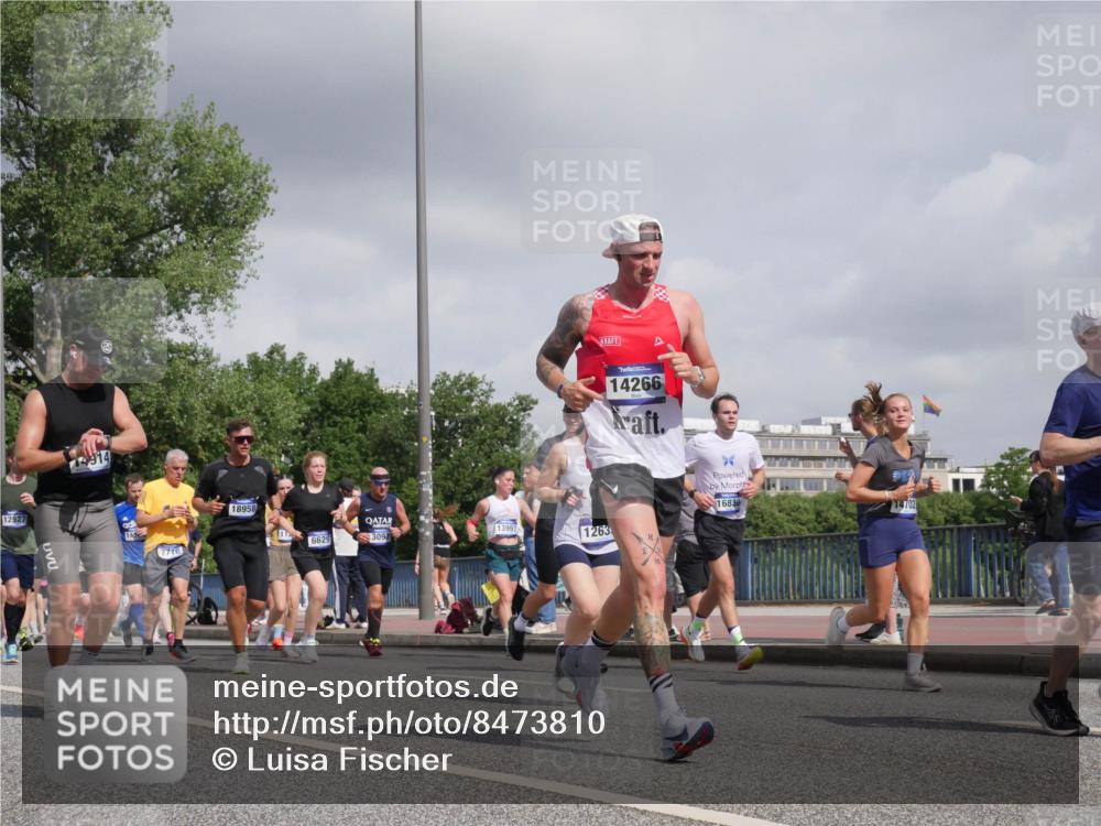 29.06.2025 - hella hamburg halbmarathon Luisa Fischer http://msf.ph/oto/8473810 29.06.2025 10:01:42 Kennedybrücke 12527, 14914, 7716, 18958, 13997, 11, 6629, 3097, 14266, 1263, 16830, 1410, 1946, 1951, 2840, 3091, 3097, 3952, 5084, 6294, 6629, 7082, 7232, 7716, 8068, 8639, 9727 meine-sportfotos.de