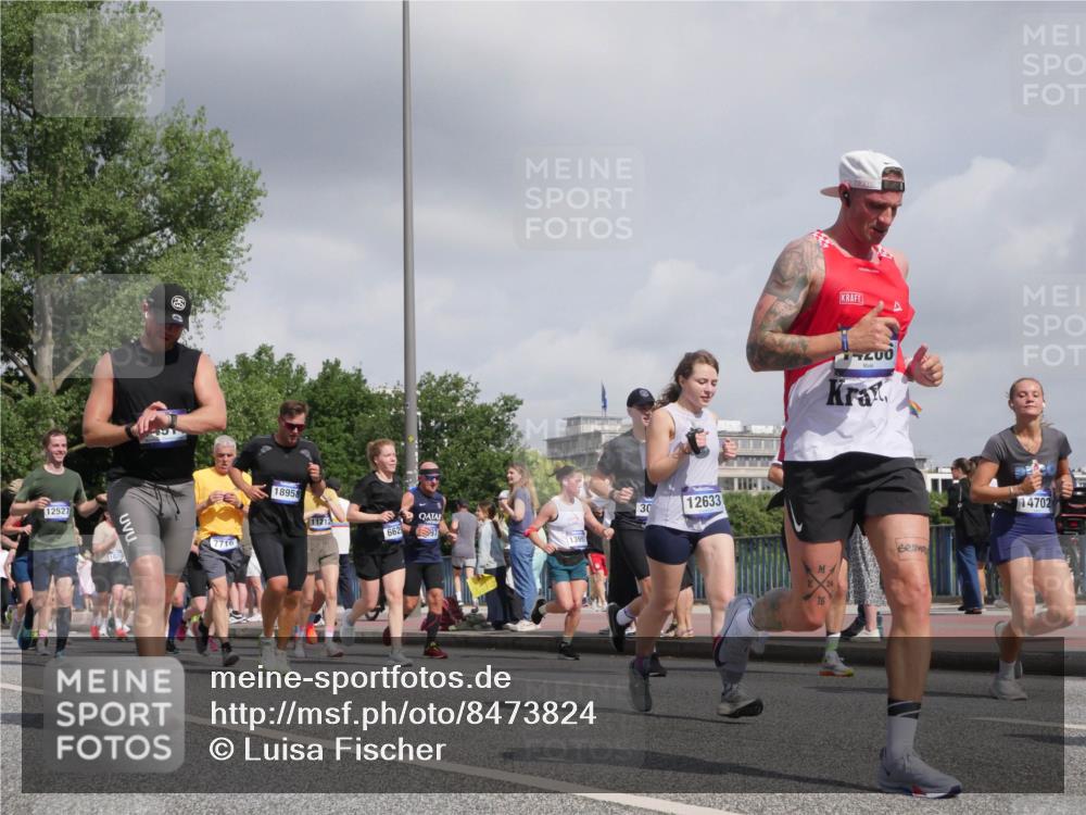 29.06.2025 - hella hamburg halbmarathon Luisa Fischer http://msf.ph/oto/8473824 29.06.2025 10:01:43 Kennedybrücke 12527, 7716, 18958, 1121, 30, 12633, 662, 97, 13997, 17200, 14702, 1410, 1946, 1951, 2840, 2907, 3091, 3097, 5084, 6294, 6629, 7082, 7232, 7716, 8068, 8639, 8721, 9727 meine-sportfotos.de