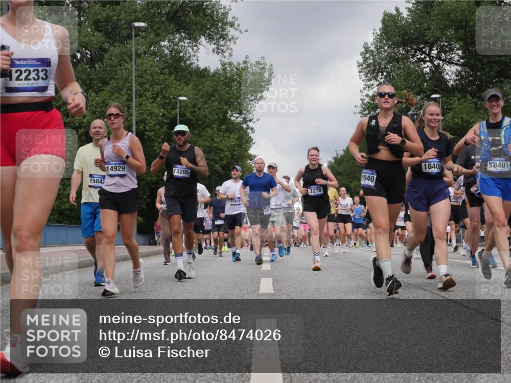 29.06.2025 - hella hamburg halbmarathon Luisa Fischer http://msf.ph/oto/8474026 29.06.2025 10:45:38 Kennedybrücke 12233, 15847, 14929, 13205, 10532, 11463, 1221, 3276, 8940, 18400, 18401, 1039, 1712, 2069, 2974, 3276, 3326, 3568, 4385, 4541, 4735, 4736, 5671, 7022, 7023, 8014, 10532 meine-sportfotos.de
