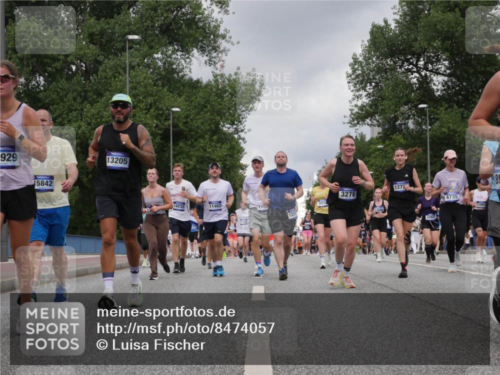 29.06.2025 - hella hamburg halbmarathon Luisa Fischer http://msf.ph/oto/8474057 29.06.2025 10:45:39 Kennedybrücke 929, 15842, 13205, 16535, 11463, 3, 801, 1221, 3276, 1272, 17547, 2069, 4735, 13952, 89, 1039, 2069, 2974, 3276, 3326, 3568, 4385, 4735, 4736, 5671, 7022, 7023, 8014, 10532 meine-sportfotos.de