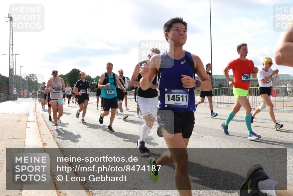 29.06.2025 - hella hamburg halbmarathon Lena Gebhardt http://msf.ph/oto/8474187 29.06.2025 09:55:45 Lombardsbrücke 15300, 15636, 1461, 14511, 7367, 1120, 1143, 1151, 1216, 1257, 1267, 1461, 1507, 1630, 1683, 1689, 1696, 1706, 1884, 1976, 2207, 2250, 2284, 2287, 2411, 2706, 2708, 2718, 2818, 2864, 2884, 3087, 3213, 3399, 3435, 3543, 3654, 3692, 3747, 3945, 3985, 4033, 4088, 4093, 4127, 4189, 4324, 4345, 4346, 4557, 4601, 4847, 4890, 4938, 5102, 5116, 5421, 5459, 5708, 5915, 6009, 6054, 6134, 6158, 6421, 6481, 6532, 6662, 6691, 6836, 6994, 7052, 7056, 7100, 7224, 7269, 7312 meine-sportfotos.de