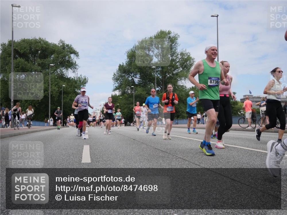 29.06.2025 - hella hamburg halbmarathon Luisa Fischer http://msf.ph/oto/8474698 29.06.2025 11:17:58 Kennedybrücke 11845, 16044, 10765, 6398, 8736, 1077, 2279, 6738, 7388, 8659, 8736, 8737, 8832, 10273, 10588, 10681, 10753, 10765 meine-sportfotos.de
