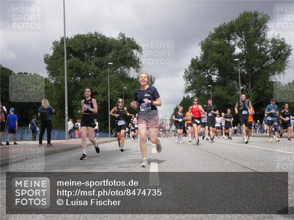 29.06.2025 - hella hamburg halbmarathon Luisa Fischer http://msf.ph/oto/8474735 29.06.2025 10:46:07 Kennedybrücke 7513, 8816, 5403, 17676, 0697, 1150, 1360, 1656, 1929, 1994, 2401, 2509, 2580, 2940, 2941, 3378, 3874, 4092, 4778, 5403, 6764, 6837, 7357, 7477, 7515, 7666, 8000, 8161, 10008, 10697, 10734 meine-sportfotos.de