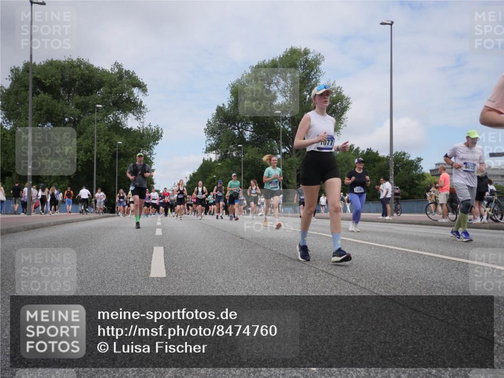 29.06.2025 - hella hamburg halbmarathon Luisa Fischer http://msf.ph/oto/8474760 29.06.2025 11:18:03 Kennedybrücke 13278, 12081, 8832, 1077, 4987, 5972, 6738, 7388, 7500, 7639, 8736, 8737, 8832, 10273, 10588, 10765 meine-sportfotos.de