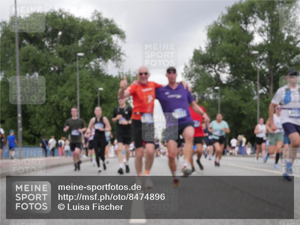 29.06.2025 - hella hamburg halbmarathon Luisa Fischer http://msf.ph/oto/8474896 29.06.2025 10:46:18 Kennedybrücke 1150, 2450, 2580, 4334, 4891, 4892, 5268, 7515, 7557, 8161, 8435, 9304, 10008 meine-sportfotos.de