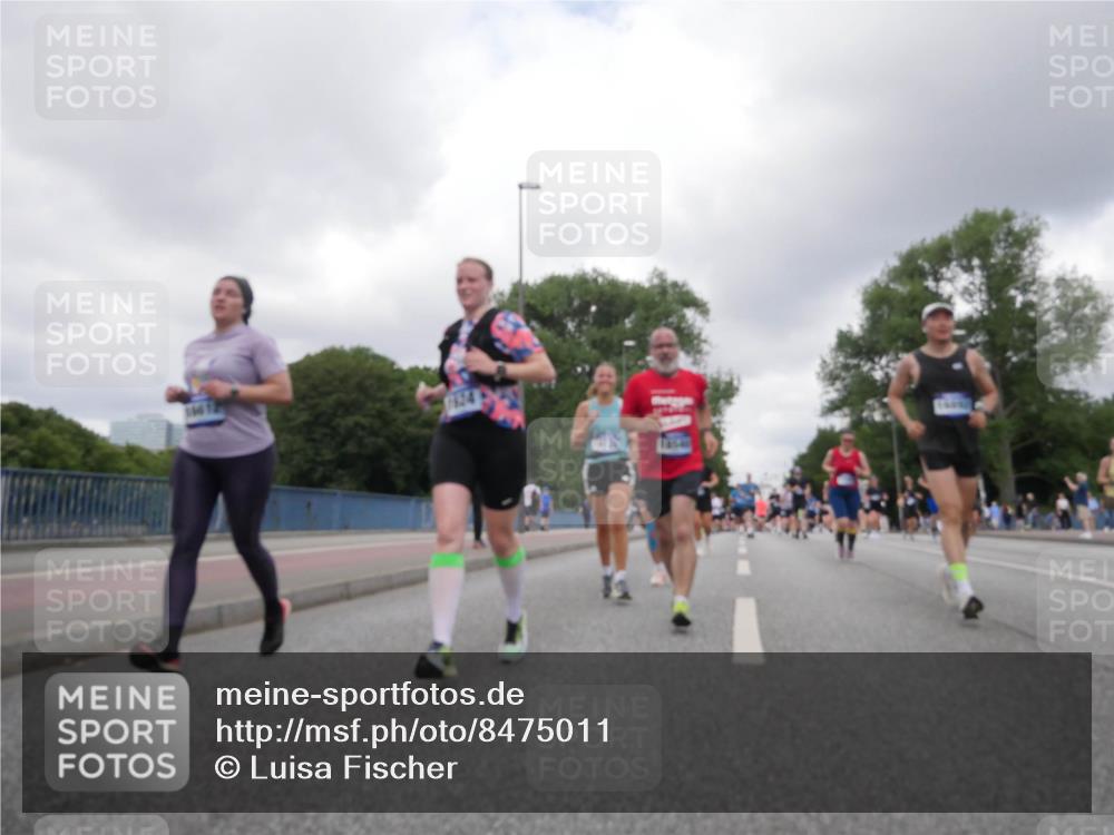 29.06.2025 - hella hamburg halbmarathon Luisa Fischer http://msf.ph/oto/8475011 29.06.2025 10:46:24 Kennedybrücke 16612, 2450, 3283, 3764, 4334, 4353, 4891, 4892, 5268, 5755, 8233, 9304, 10536 meine-sportfotos.de