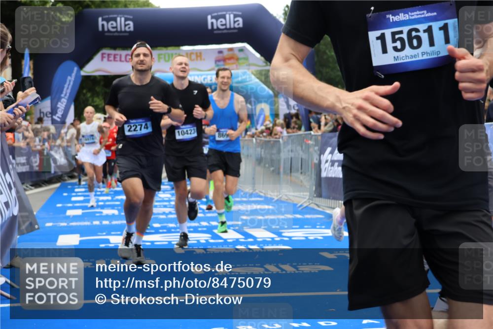 29.06.2025 - hella hamburg halbmarathon Strokosch-Dieckow http://msf.ph/oto/8475079 29.06.2025 10:47:22 Ziel 51, 1012, 1592, 2274, 2839, 2864, 2869, 2953, 3304, 5024, 5532, 5650, 6134, 6168, 6203, 8693, 8852, 9305, 10423, 11021, 11077, 11491, 11518, 13672, 13782, 14722, 15350, 15611, 15923, 16089, 16286, 16819, 17846, 17905, 18758, 18856, 18974 meine-sportfotos.de