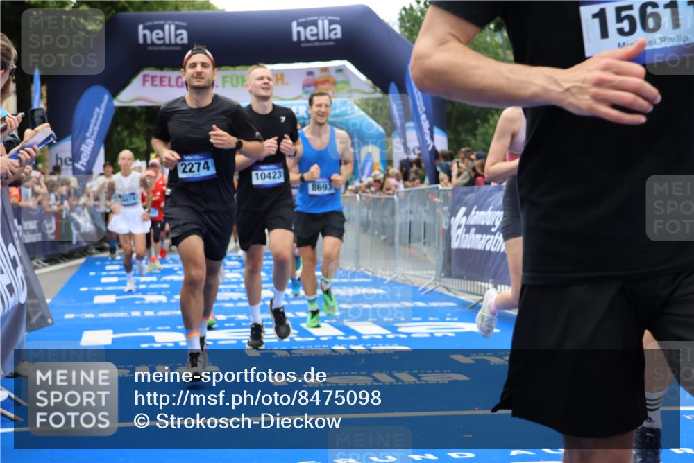 29.06.2025 - hella hamburg halbmarathon Strokosch-Dieckow http://msf.ph/oto/8475098 29.06.2025 10:47:22 Ziel 51, 1012, 1592, 2274, 2839, 2864, 2869, 2953, 3304, 5024, 5532, 5650, 6134, 6168, 6203, 8693, 8852, 9305, 10423, 11021, 11077, 11491, 11518, 13672, 13782, 14722, 15350, 15611, 15923, 16089, 16286, 16819, 17846, 17905, 18758, 18856, 18974 meine-sportfotos.de