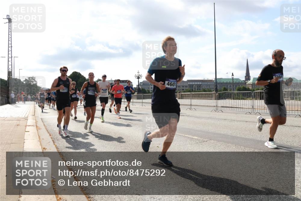 29.06.2025 - hella hamburg halbmarathon Lena Gebhardt http://msf.ph/oto/8475292 29.06.2025 09:55:48 Lombardsbrücke 13073, 2884, 11733, 12277, 4601, 994, 1120, 1143, 1151, 1216, 1257, 1267, 1461, 1502, 1507, 1630, 1689, 1696, 1706, 1884, 1976, 2250, 2260, 2284, 2411, 2706, 2708, 2718, 2818, 2864, 2884, 3060, 3087, 3213, 3399, 3435, 3543, 3654, 3692, 3945, 3985, 4033, 4088, 4093, 4127, 4189, 4324, 4345, 4346, 4557, 4601, 4847, 4890, 4938, 5116, 5421, 5459, 5708, 5915, 6009, 6054, 6134, 6421, 6481, 6532, 6662, 6691, 6994, 7056, 7100, 7224, 7269, 7312, 7332, 8335 meine-sportfotos.de