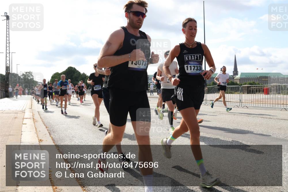 29.06.2025 - hella hamburg halbmarathon Lena Gebhardt http://msf.ph/oto/8475696 29.06.2025 09:55:50 Lombardsbrücke 1717, 4033, 13073, 11733, 1120, 1143, 1151, 1216, 1257, 1267, 1461, 1502, 1507, 1630, 1689, 1706, 1884, 1976, 2083, 2250, 2260, 2284, 2706, 2708, 2718, 2818, 2864, 2884, 3060, 3087, 3213, 3399, 3543, 3654, 3692, 3945, 3985, 4033, 4088, 4127, 4324, 4345, 4346, 4557, 4601, 4847, 4890, 4938, 5116, 5421, 5459, 5708, 5915, 6009, 6054, 6115, 6134, 6421, 6481, 6532, 6691, 6994, 7056, 7100, 7224, 7269, 7312, 7332, 8335 meine-sportfotos.de