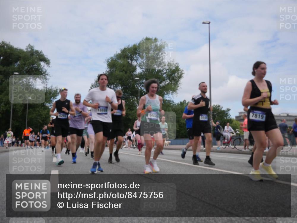 29.06.2025 - hella hamburg halbmarathon Luisa Fischer http://msf.ph/oto/8475756 29.06.2025 11:18:52 Kennedybrücke 6292, 6654, 5109, 7819, 3887, 4656, 5109, 6292, 6469, 6659, 6810, 7819, 8404, 9528, 9941 meine-sportfotos.de