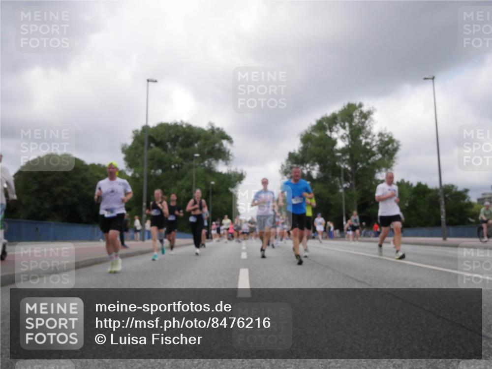 29.06.2025 - hella hamburg halbmarathon Luisa Fischer http://msf.ph/oto/8476216 29.06.2025 10:47:02 Kennedybrücke 1816, 2343, 2361, 5214, 5720, 6012, 6096, 7205, 9704 meine-sportfotos.de