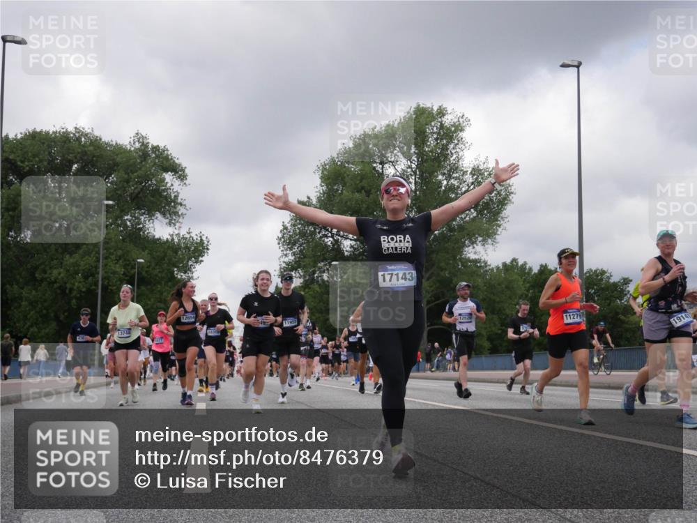 29.06.2025 - hella hamburg halbmarathon Luisa Fischer http://msf.ph/oto/8476379 29.06.2025 10:47:09 Kennedybrücke 13748, 1627, 12654, 18316, 11955, 17143, 12520, 11279, 19141, 2343, 5214, 5649, 6096, 6931, 7197, 8504, 9704 meine-sportfotos.de