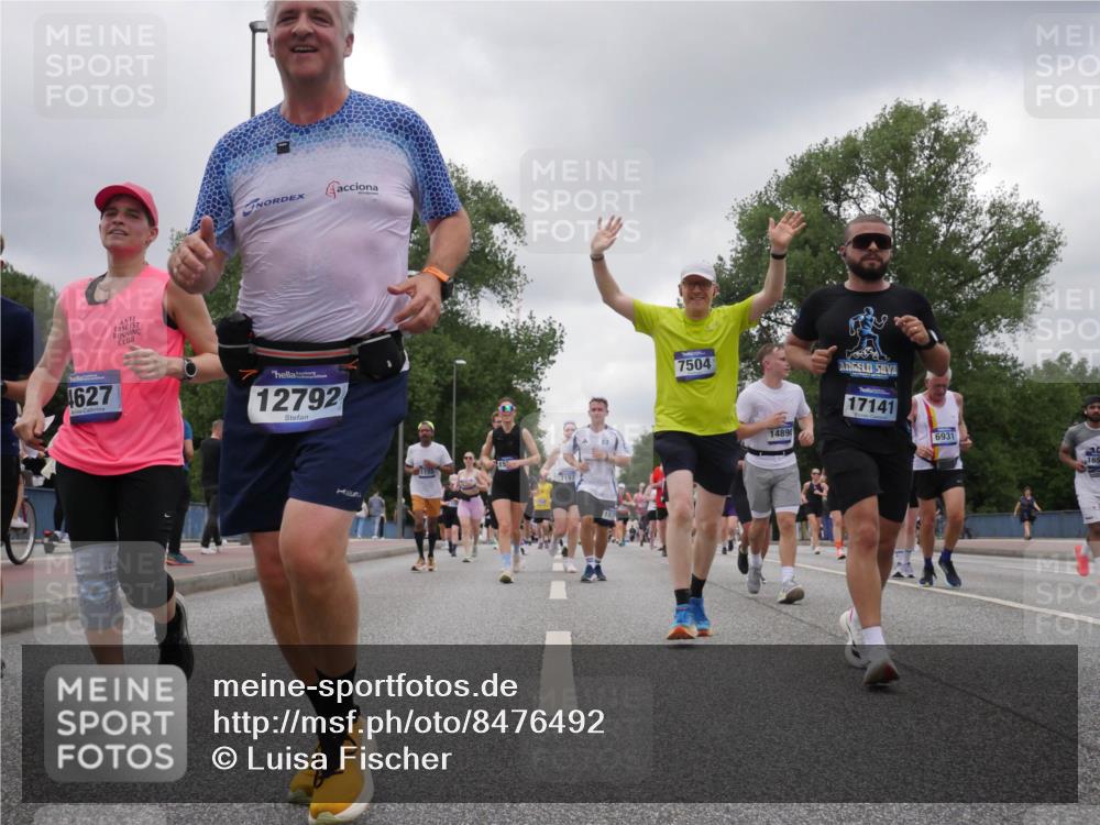 29.06.2025 - hella hamburg halbmarathon Luisa Fischer http://msf.ph/oto/8476492 29.06.2025 10:47:15 Kennedybrücke 4627, 12792, 157, 7504, 14890, 17141, 6931, 165, 3597, 4636, 4866, 5001, 5192, 5201, 5649, 6334, 6931, 7197, 8504, 9704, 10006, 10097 meine-sportfotos.de