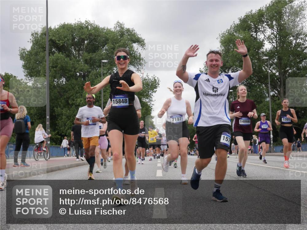 29.06.2025 - hella hamburg halbmarathon Luisa Fischer http://msf.ph/oto/8476568 29.06.2025 10:47:17 Kennedybrücke 15848, 1313, 7197, 157, 14866, 3597, 5201, 2258, 3597, 4636, 4866, 5001, 5192, 5201, 5649, 5902, 5905, 6334, 6931, 7197, 8504, 10006, 10097, 10220 meine-sportfotos.de