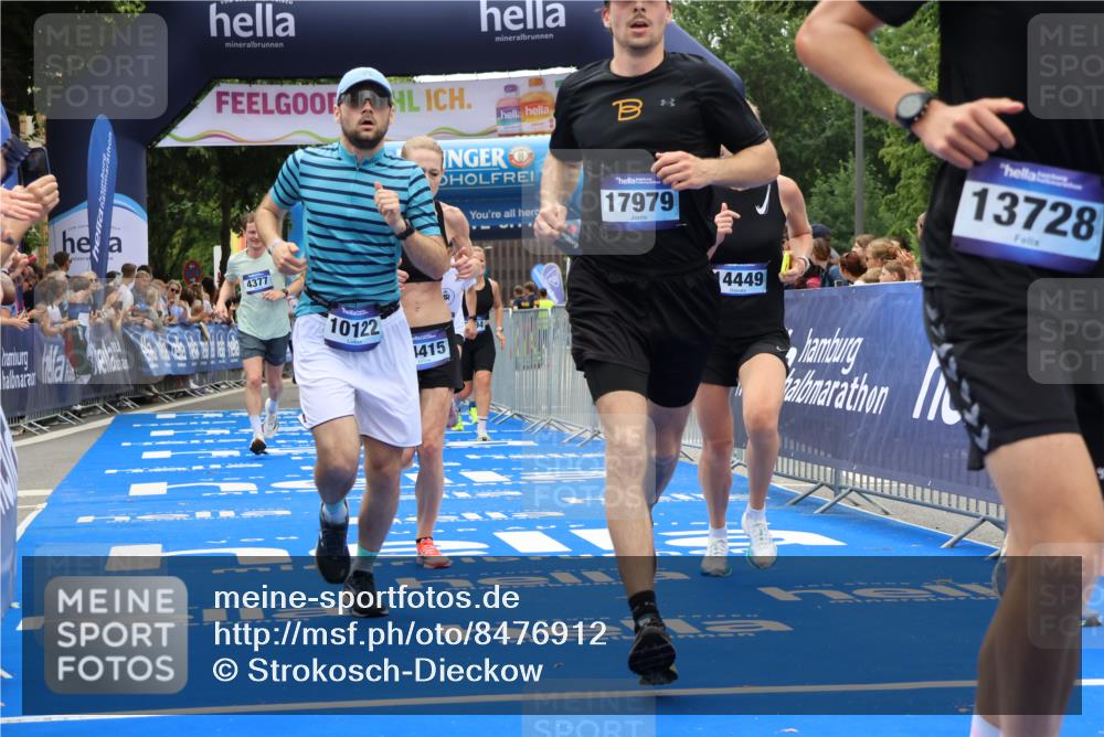 29.06.2025 - hella hamburg halbmarathon Strokosch-Dieckow http://msf.ph/oto/8476912 29.06.2025 10:46:59 Ziel 1139, 1460, 1689, 4091, 4377, 5472, 6700, 9794, 10122, 12579, 13728, 14385, 14415, 14449, 14594, 14783, 15825, 16081, 17979 meine-sportfotos.de