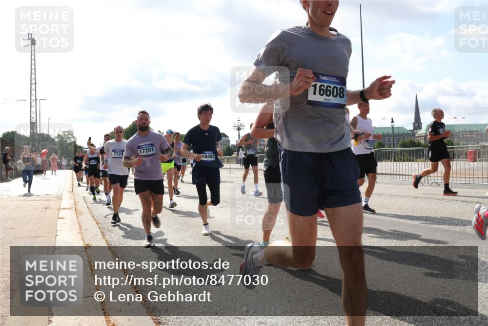 29.06.2025 - hella hamburg halbmarathon Lena Gebhardt http://msf.ph/oto/8477030 29.06.2025 09:55:55 Lombardsbrücke 7224, 17201, 18487, 17734, 16608, 1267, 1061, 1120, 1143, 1151, 1216, 1257, 1267, 1461, 1502, 1507, 1630, 1689, 1884, 1976, 2083, 2250, 2260, 2284, 2504, 2706, 2708, 2718, 2818, 2864, 2884, 3060, 3087, 3213, 3399, 3543, 3654, 3692, 3945, 3985, 4033, 4088, 4127, 4324, 4345, 4346, 4557, 4601, 4847, 4890, 4938, 5116, 5421, 5459, 5915, 6009, 6054, 6115, 6134, 6421, 6481, 6532, 6691, 6994, 7056, 7100, 7178, 7224, 7269, 7332, 8335, 8989 meine-sportfotos.de