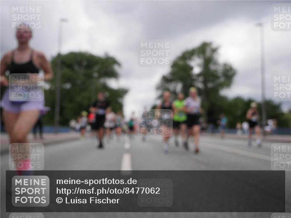 29.06.2025 - hella hamburg halbmarathon Luisa Fischer http://msf.ph/oto/8477062 29.06.2025 10:47:41 Kennedybrücke 1095, 1802, 1804, 2073, 3065, 4968, 5127, 5355, 6036, 7489, 8763, 8870, 9331, 9333, 10707 meine-sportfotos.de