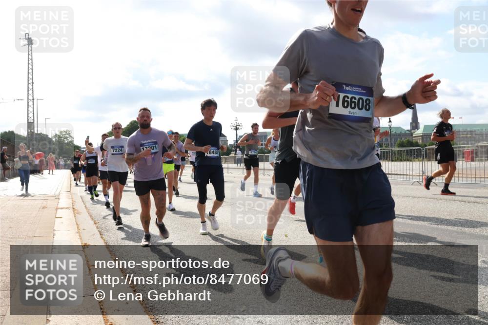 29.06.2025 - hella hamburg halbmarathon Lena Gebhardt http://msf.ph/oto/8477069 29.06.2025 09:55:55 Lombardsbrücke 17201, 8487, 17734, 18031, 7224, 16608, 1061, 1120, 1143, 1151, 1216, 1257, 1267, 1461, 1502, 1507, 1630, 1689, 1884, 1976, 2083, 2250, 2260, 2284, 2504, 2706, 2708, 2718, 2818, 2864, 2884, 3060, 3087, 3213, 3399, 3543, 3654, 3692, 3945, 3985, 4033, 4088, 4127, 4324, 4345, 4346, 4557, 4601, 4847, 4890, 4938, 5116, 5421, 5459, 5915, 6009, 6054, 6115, 6134, 6421, 6481, 6532, 6691, 6994, 7056, 7100, 7178, 7224, 7269, 7332, 8335, 8989 meine-sportfotos.de