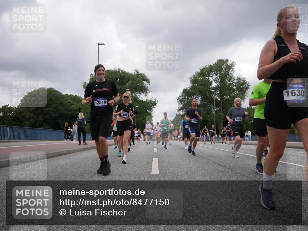 29.06.2025 - hella hamburg halbmarathon Luisa Fischer http://msf.ph/oto/8477150 29.06.2025 10:47:44 Kennedybrücke 12518, 4968, 4898, 18478, 16308, 1095, 2073, 2186, 2692, 3596, 4968, 5355, 6036, 7489, 8763, 8870, 9331, 9333, 10707 meine-sportfotos.de