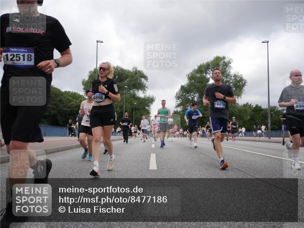 29.06.2025 - hella hamburg halbmarathon Luisa Fischer http://msf.ph/oto/8477186 29.06.2025 10:47:45 Kennedybrücke 12518, 4898, 18080, 1225, 18478, 496, 1095, 2073, 2186, 2692, 3596, 4968, 5355, 6036, 7489, 8763, 8870, 9331, 9333, 10707 meine-sportfotos.de