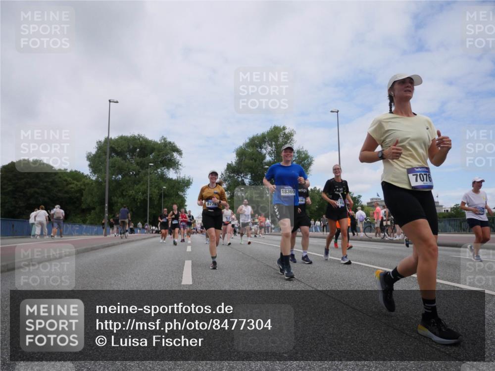 29.06.2025 - hella hamburg halbmarathon Luisa Fischer http://msf.ph/oto/8477304 29.06.2025 11:19:51 Kennedybrücke 8776, 18360, 061, 93, 7076, 456, 2283, 2542, 2671, 3471, 3903, 3904, 5576, 5968, 6046, 6811, 7076, 7181, 7182, 8776, 10456, 10721, 10767 meine-sportfotos.de