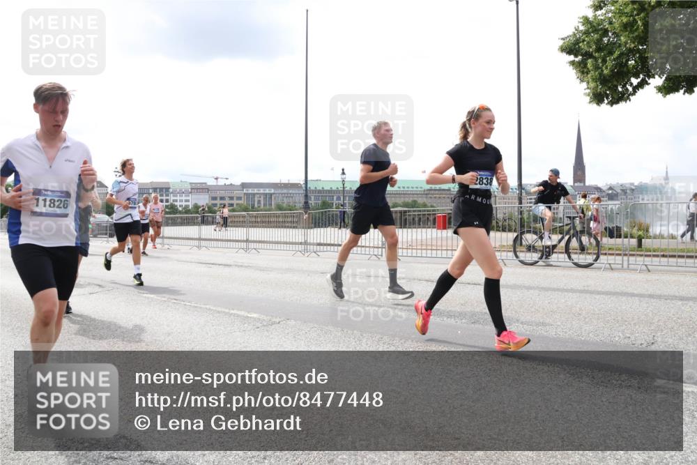 29.06.2025 - hella hamburg halbmarathon Lena Gebhardt http://msf.ph/oto/8477448 29.06.2025 10:33:23 Lombardsbrücke 11826, 2838, 1324, 1764, 1995, 2038, 2054, 2085, 2342, 2776, 2838, 2959, 3170, 3341, 3391, 3708, 3812, 3871, 4030, 4096, 4164, 4361, 4433, 4445, 4449, 4555, 4650, 5075, 5110, 5180, 5569, 5581, 5917, 6109, 6773, 6854, 6861, 6999, 7653, 7705, 7982, 8021, 8157, 8170, 8282, 8595, 8891, 9143, 9234, 9258, 9289, 9438, 9471, 9591, 9592, 9750, 9768, 9780, 9799, 11229, 11260, 11713, 11811, 11826, 12039, 12423, 12424, 14305, 14743, 15951 meine-sportfotos.de