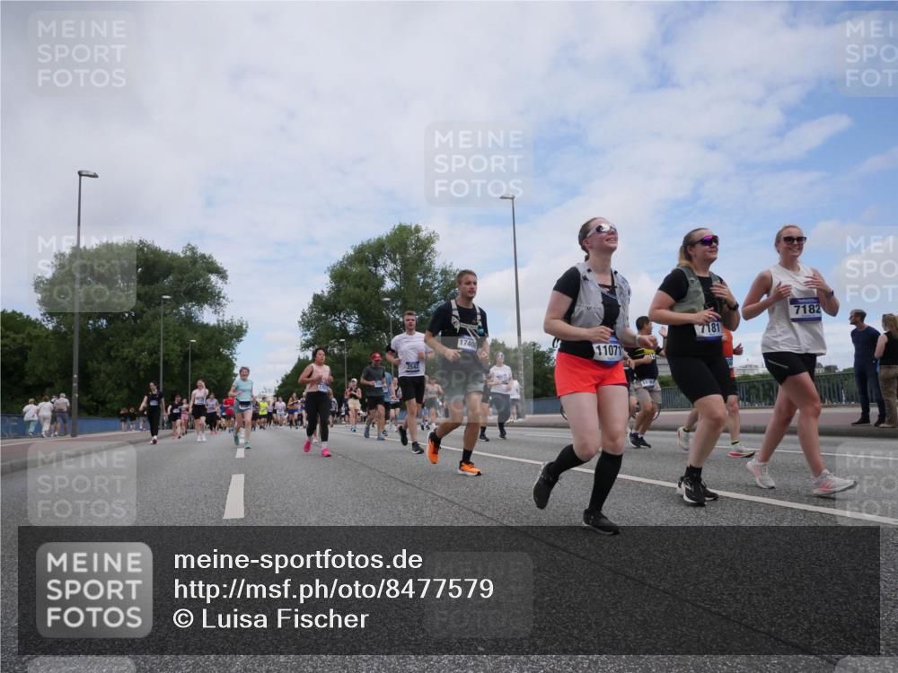 29.06.2025 - hella hamburg halbmarathon Luisa Fischer http://msf.ph/oto/8477579 29.06.2025 11:19:59 Kennedybrücke 2542, 17400, 11071, 10, 7, 7181, 7182, 2542, 3168, 3197, 3198, 3452, 3471, 5576, 5968, 6046, 6811, 7009, 7010, 7181, 7182, 8500, 10720, 10721, 10767 meine-sportfotos.de