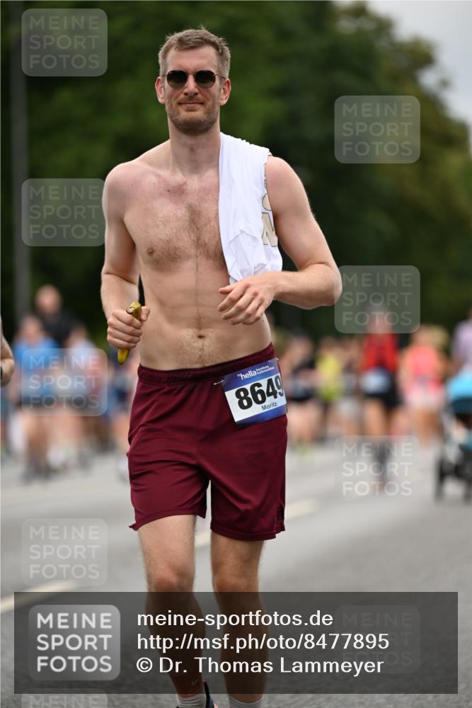 29.06.2025 - hella hamburg halbmarathon Dr. Thomas Lammeyer http://msf.ph/oto/8477895 29.06.2025 11:04:56 Kennedybrücke 1619, 1714, 1967, 2177, 2992, 3054, 3061, 3628, 3818, 4054, 4208, 4508, 4934, 5371, 5372, 5455, 5813, 6552, 6847, 6949, 7379, 7726, 7987, 8041, 8611, 8649, 8650, 8818, 8969, 9216, 9363, 9459, 9522, 9898, 9900, 10023, 10151, 10260, 10638, 10814, 10881 meine-sportfotos.de