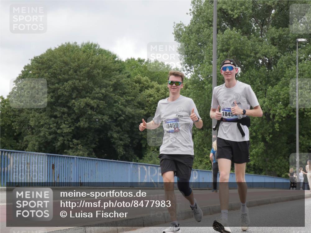 29.06.2025 - hella hamburg halbmarathon Luisa Fischer http://msf.ph/oto/8477983 29.06.2025 10:48:12 Kennedybrücke 18459, 1845, 1273, 1685, 1713, 3238, 3506, 6002, 6922, 7541, 8605, 10223 meine-sportfotos.de