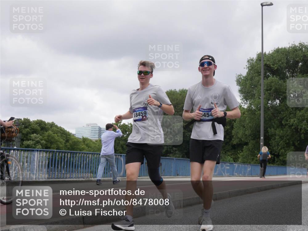 29.06.2025 - hella hamburg halbmarathon Luisa Fischer http://msf.ph/oto/8478008 29.06.2025 10:48:14 Kennedybrücke 18459, 454, 1273, 1685, 1713, 3238, 6002, 6922, 7216, 7541, 8605, 9085, 10223 meine-sportfotos.de