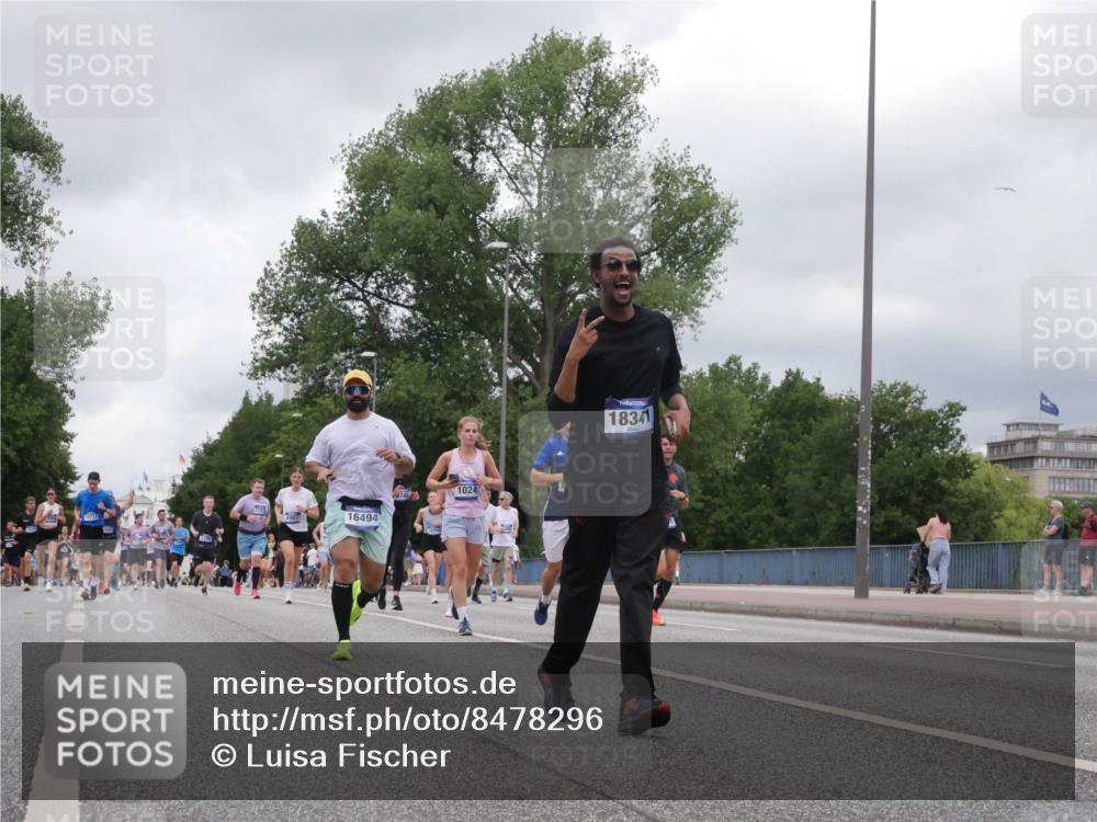 29.06.2025 - hella hamburg halbmarathon Luisa Fischer http://msf.ph/oto/8478296 29.06.2025 10:48:26 Kennedybrücke 173, 12717, 16494, 1024, 18341, 1024, 1798, 4388, 6841, 6888, 7216, 8745, 8907, 9084, 9085 meine-sportfotos.de