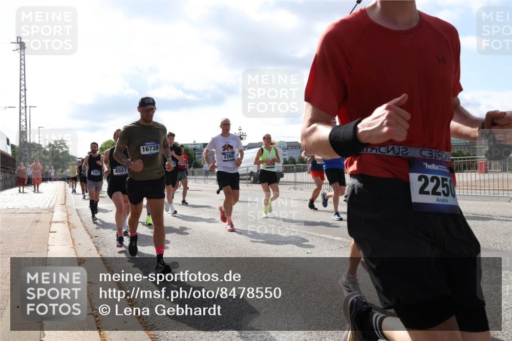 29.06.2025 - hella hamburg halbmarathon Lena Gebhardt http://msf.ph/oto/8478550 29.06.2025 09:56:02 Lombardsbrücke 1257, 4557, 16738, 2260, 2250, 1061, 1120, 1143, 1151, 1216, 1257, 1267, 1461, 1499, 1502, 1507, 1592, 1630, 1689, 2083, 2250, 2260, 2284, 2504, 2706, 2708, 2718, 2818, 2864, 2884, 3060, 3213, 3399, 3543, 3654, 3692, 3945, 3985, 4033, 4077, 4088, 4127, 4324, 4345, 4346, 4557, 4601, 4847, 4890, 5116, 5421, 5459, 5607, 6009, 6054, 6115, 6134, 6168, 6421, 6481, 6691, 6994, 7056, 7100, 7178, 7224, 7269, 7332, 7943, 8335, 8514, 8968, 8989, 9246, 9537, 10596 meine-sportfotos.de
