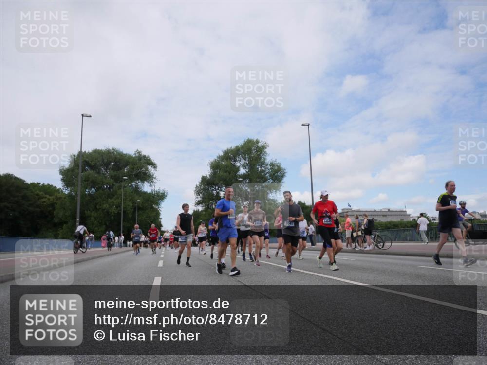 29.06.2025 - hella hamburg halbmarathon Luisa Fischer http://msf.ph/oto/8478712 29.06.2025 11:20:45 Kennedybrücke 6809, 3640, 2434, 2938, 3640, 3864, 3865, 4107, 4125, 4130, 6107, 6498, 6508, 6661, 6809, 8042, 8997, 9533, 10079, 10318 meine-sportfotos.de