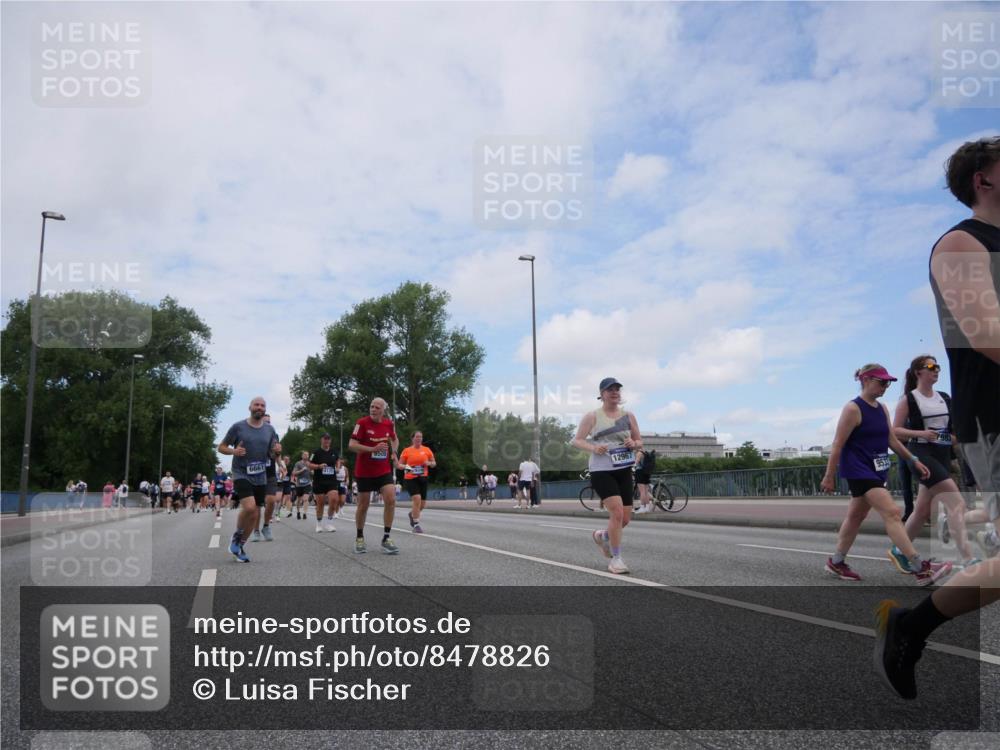 29.06.2025 - hella hamburg halbmarathon Luisa Fischer http://msf.ph/oto/8478826 29.06.2025 11:20:50 Kennedybrücke 0508, 6661, 12967, 9539, 2434, 2938, 3640, 3864, 3865, 4125, 5136, 6107, 6498, 6508, 6661, 7180, 7281, 8997, 9533, 10079 meine-sportfotos.de