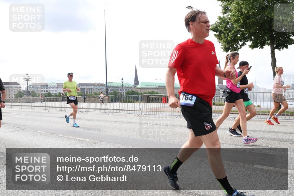 29.06.2025 - hella hamburg halbmarathon Lena Gebhardt http://msf.ph/oto/8479113 29.06.2025 10:33:29 Lombardsbrücke 9750, 764, 1189, 1275, 1324, 1764, 1896, 1995, 2038, 2054, 2085, 2342, 2776, 2838, 2959, 3170, 3341, 3560, 3812, 3871, 4030, 4096, 4164, 4361, 4433, 4445, 4449, 4650, 4696, 5075, 5096, 5141, 5180, 5557, 5569, 5581, 5821, 5822, 5887, 5917, 6109, 6773, 6854, 6999, 7653, 7705, 8021, 8157, 8282, 8595, 8891, 9234, 9258, 9289, 9438, 9591, 9592, 9750, 9780, 9799, 10561, 11229, 11260, 11713, 11811, 11826, 12039, 14305, 14743, 15951 meine-sportfotos.de