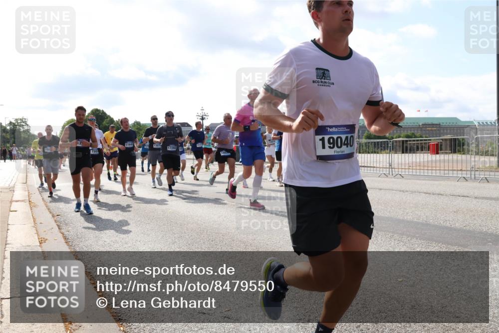 29.06.2025 - hella hamburg halbmarathon Lena Gebhardt http://msf.ph/oto/8479550 29.06.2025 09:56:06 Lombardsbrücke 11645, 158, 150, 17282, 1662, 19040, 1061, 1143, 1216, 1257, 1267, 1452, 1461, 1499, 1502, 1507, 1592, 1630, 1689, 2083, 2250, 2260, 2284, 2504, 2708, 2718, 2818, 2864, 2884, 3060, 3399, 3543, 3654, 3692, 3945, 4033, 4077, 4127, 4324, 4345, 4346, 4557, 4601, 5116, 5421, 5482, 5600, 5607, 6009, 6115, 6134, 6168, 6481, 6691, 6994, 7056, 7100, 7178, 7224, 7269, 7332, 7583, 7943, 8335, 8514, 8968, 8989, 8996, 9246, 9537, 10596 meine-sportfotos.de