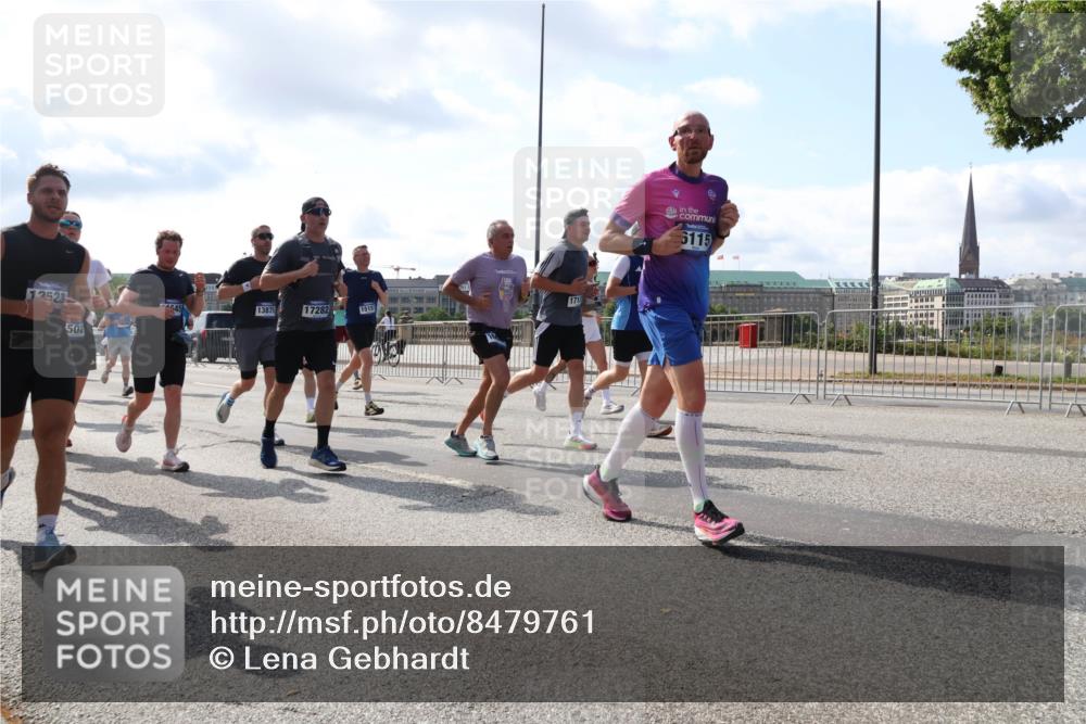 29.06.2025 - hella hamburg halbmarathon Lena Gebhardt http://msf.ph/oto/8479761 29.06.2025 09:56:07 Lombardsbrücke 12523, 13875, 17282, 1515, 502, 171, 6115, 1061, 1143, 1216, 1257, 1267, 1452, 1461, 1499, 1502, 1507, 1592, 1630, 1689, 2083, 2250, 2260, 2284, 2504, 2818, 2864, 2884, 3060, 3399, 3543, 3654, 3692, 3945, 4033, 4077, 4127, 4324, 4345, 4346, 4557, 4601, 5116, 5482, 5600, 5607, 6009, 6115, 6134, 6168, 6481, 6691, 6994, 7056, 7100, 7178, 7224, 7269, 7332, 7583, 7943, 8335, 8514, 8968, 8989, 8996, 9246, 9537, 10596 meine-sportfotos.de