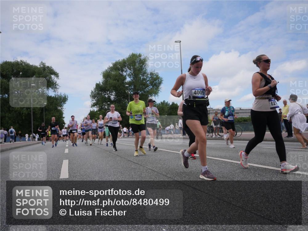 29.06.2025 - hella hamburg halbmarathon Luisa Fischer http://msf.ph/oto/8480499 29.06.2025 11:21:38 Kennedybrücke 12867, 11311, 12178, 4005, 1452, 121, 1725, 3525, 3526, 4005, 4081, 4725, 6269, 6932, 9106, 10887 meine-sportfotos.de