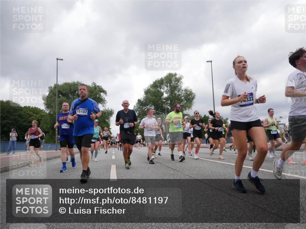 29.06.2025 - hella hamburg halbmarathon Luisa Fischer http://msf.ph/oto/8481197 29.06.2025 10:50:06 Kennedybrücke 12522, 15107, 13499, 17273, 1100, 5854, 322, 9774, 1004, 1100, 1104, 1999, 2662, 2665, 2697, 3896, 4104, 4448, 4483, 5635, 5854, 5892, 6623, 7073, 7268, 7364, 7368, 7374, 8010, 8047, 8706, 9337, 9426, 9774, 9949 meine-sportfotos.de