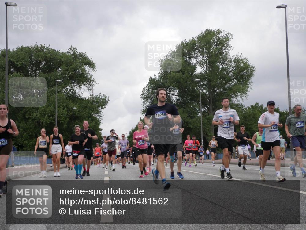 29.06.2025 - hella hamburg halbmarathon Luisa Fischer http://msf.ph/oto/8481562 29.06.2025 10:50:18 Kennedybrücke 745, 17184, 17031, 6485, 18258, 1837, 7430, 7431, 18315, 1371, 1375, 1608, 1837, 1961, 1999, 2162, 2327, 2537, 3406, 3407, 5697, 6485, 6740, 7364, 7368, 7430, 7431, 8967, 9557, 10514, 10515, 10591 meine-sportfotos.de