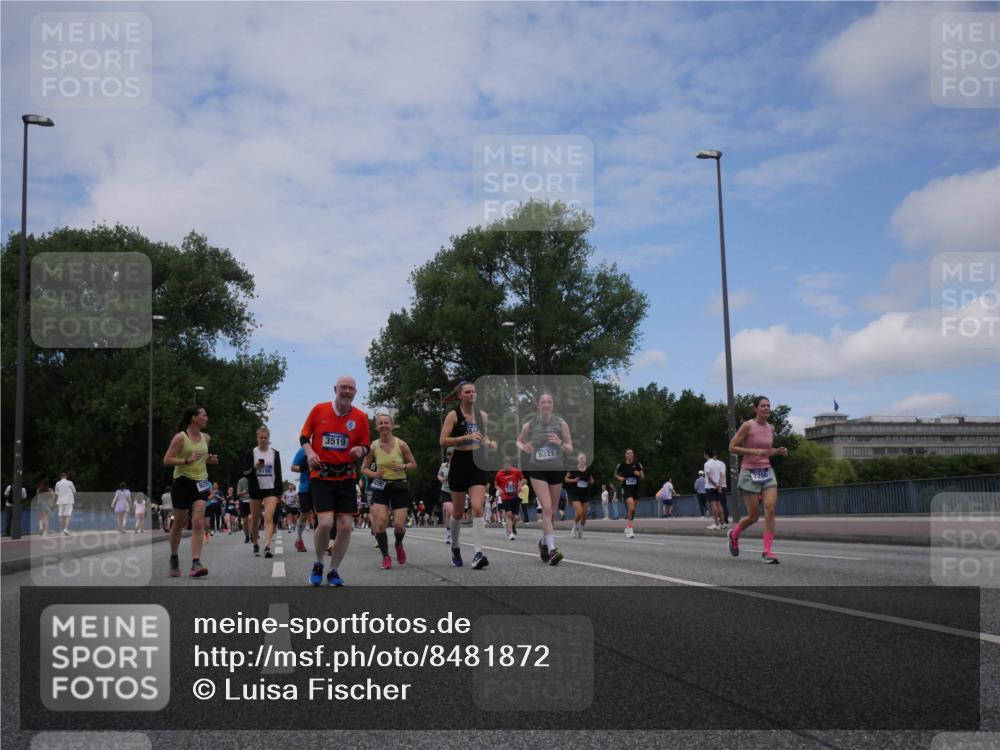 29.06.2025 - hella hamburg halbmarathon Luisa Fischer http://msf.ph/oto/8481872 29.06.2025 11:22:33 Kennedybrücke 9190, 925, 3519, 5321, 7208, 2487, 2800, 3354, 3374, 3381, 3519, 3800, 3908, 3909, 4484, 5321, 5434, 6236, 7208, 8516, 9290, 9293, 9637, 9778, 9779 meine-sportfotos.de